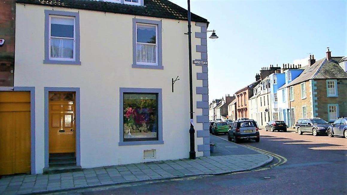 Mackenzie House Villa Kirkcudbright Esterno foto